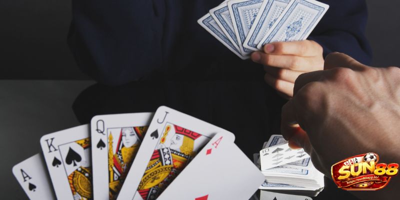 Cần phải nắm rõ bản chất khi chơi game bài Tấn