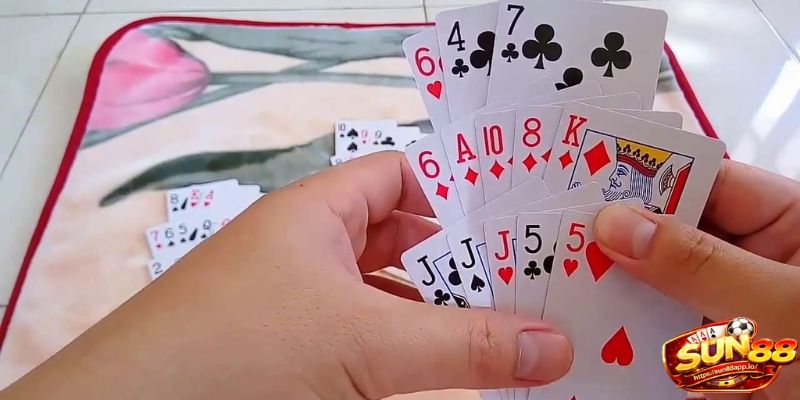 Anh em cần nhìn bài đoán ý để xếp bài phản công hiệu quả