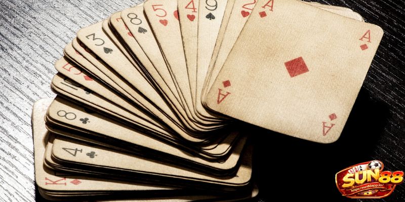 Anh em cần nắm được luật chặn bài đơn khi chơi game tiến lên